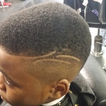 Trendsetters Barber Shop - Haircut by D-Nice at Trendsetters Barber Shop - Barbers Near Me - Biloxi, Mississippi Trendsetters Barber Shop - Haircut by D-Nice at Trendsetters Barber Shop - Barbers Near Me - Biloxi, Mississippi