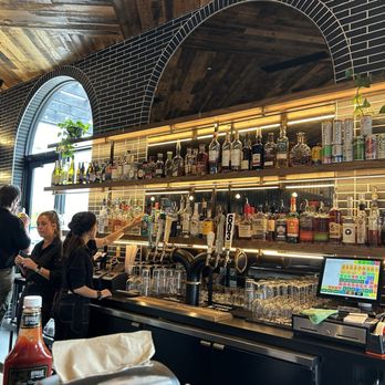 Pressed Cafe - Bar area - Cafes Near Me - Bedford, New Hampshire