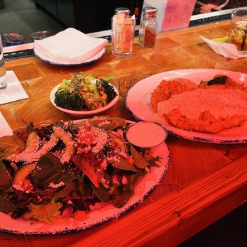 Mama's Cafe - Side salad, chicken fried steak dinner, broccoli & cheese, and great cocktails! - American Near Me - San Antonio, Texas Mama's Cafe - Side salad, chicken fried steak dinner, broccoli & cheese, and great cocktails! - American Near Me - San Antonio, Texas
