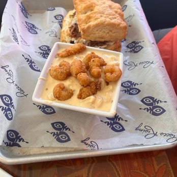 Pisces Rising - Pulled pork on a biscuit and Shrimp Mac & Cheese - Seafood Near Me - Mount Dora, Florida Pisces Rising - Pulled pork on a biscuit and Shrimp Mac & Cheese - Seafood Near Me - Mount Dora, Florida