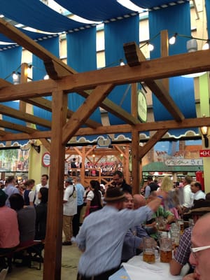 Hacker Festzelt by null