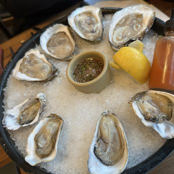 Ramie - Oysters - Wine Bars Near Me - Seattle, Washington Ramie - Oysters - Wine Bars Near Me - Seattle, Washington