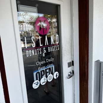 Island Donuts & Bagels - Donuts Near Me - St. Augustine, Florida