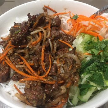 Pho Saigon 75 - Lemongrass beef bun - Vietnamese Near Me - Fairfax, Virginia
