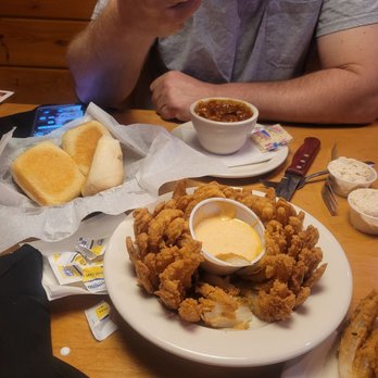 Texas Roadhouse - Rolls, cactus blossom, chili - Steakhouses Near Me - Matthews, North Carolina Texas Roadhouse - Rolls, cactus blossom, chili - Steakhouses Near Me - Matthews, North Carolina