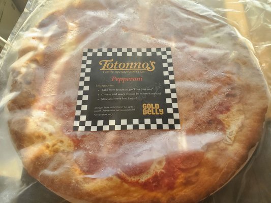 Totonno's by null