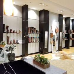 The Bootique at Hilltop