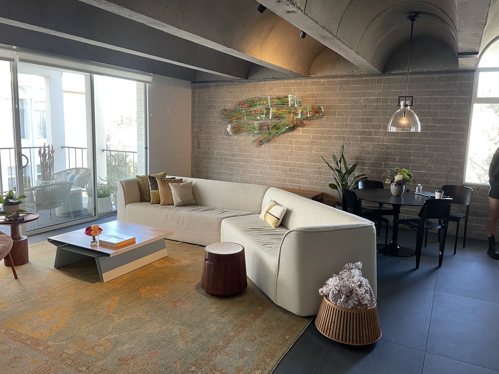 THE OLYMPUS CONDOMINIUMS Updated September 2024 6502 N Central Ave