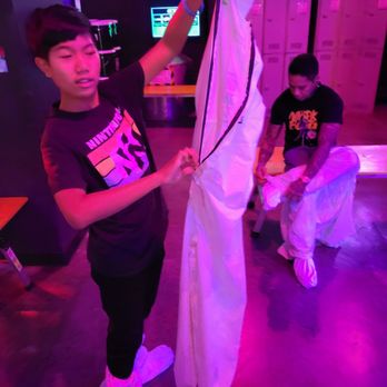 Beat The Bomb Brooklyn - Escape Games Near Me - Brooklyn, New York Beat The Bomb Brooklyn - Escape Games Near Me - Brooklyn, New York