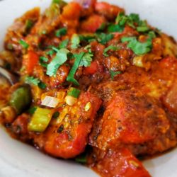 Naan N Masala - Garlic Chicken