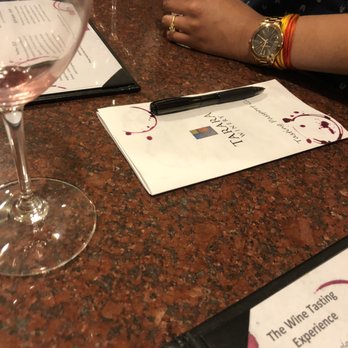 Tarara Winery - Wineries Near Me - Leesburg, Virginia