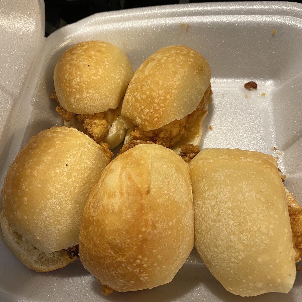 Logan's Roadhouse - This is the chicken roadie. Not the picture on the website. - Steakhouses Near Me - Roseville, Michigan Logan's Roadhouse - This is the chicken roadie. Not the picture on the website. - Steakhouses Near Me - Roseville, Michigan