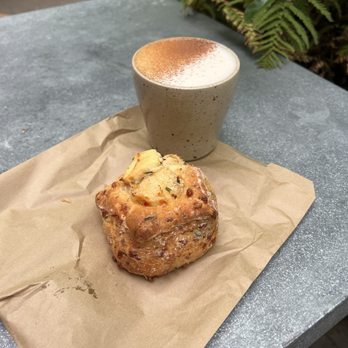 Jolene - Bakeries Near Me - London, XGL