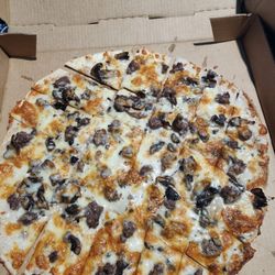 Imo's Pizza - Hamburger and mushrooms
