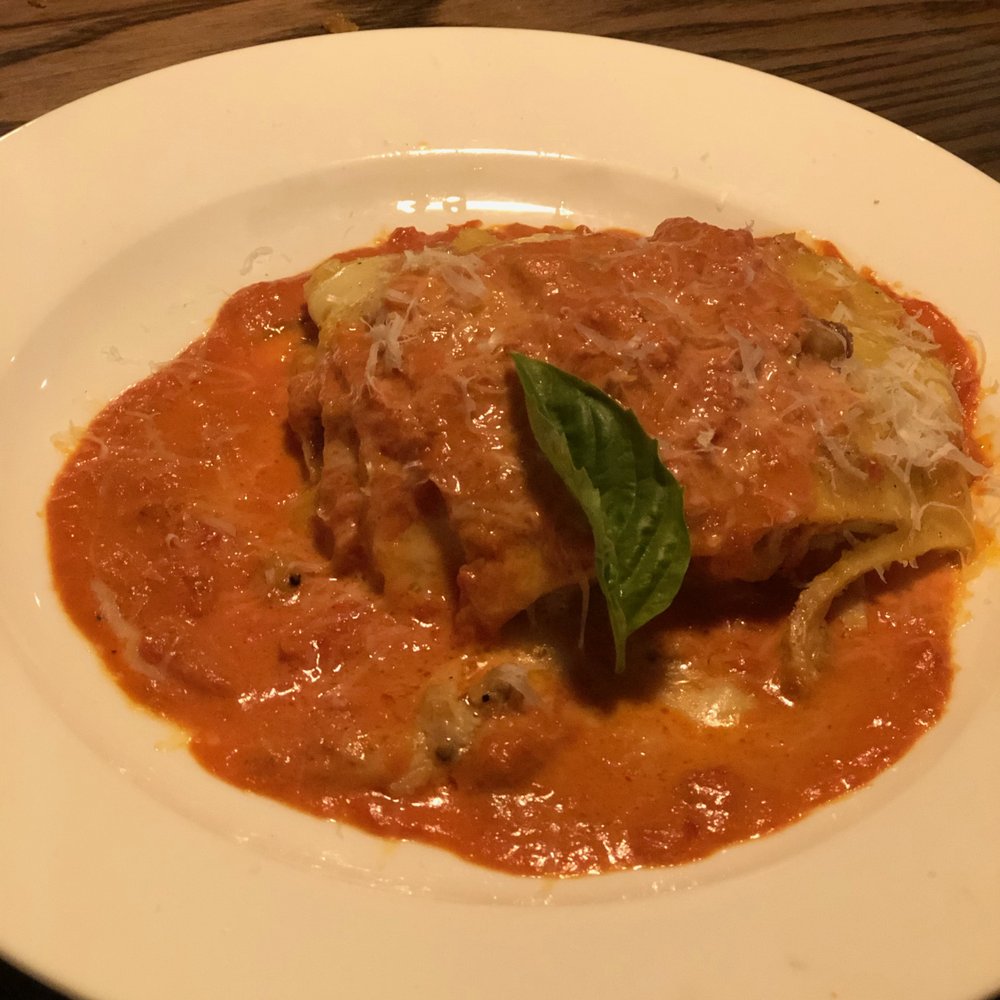 Thompson 105 - Lasagna - Italian Near Me - Scottsdale, Arizona Thompson 105 - Lasagna - Italian Near Me - Scottsdale, Arizona