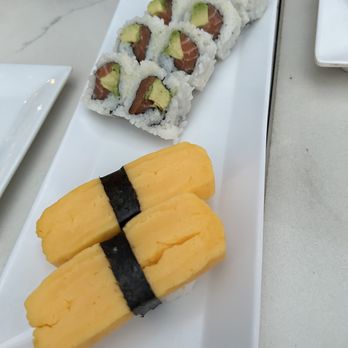 Shiku Sushi - Tamago Sashimi. Salmon Avocado Roll - Sushi Bars Near Me - La Jolla, California