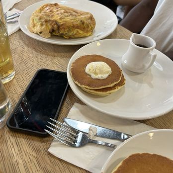 Original Pancake House - I'm - Breakfast & Brunch Near Me - Edgewater, New Jersey