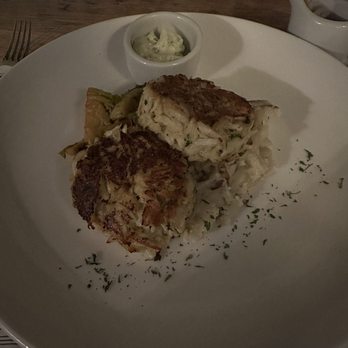 Heirloom - Crab cakes - Wine Bars Near Me - Virginia Beach, Virginia