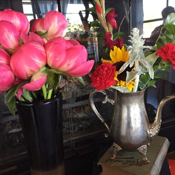 Tina's - Spring! - New American Near Me - Dundee, Oregon Tina's - Spring! - New American Near Me - Dundee, Oregon