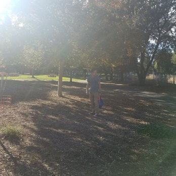 Walden Park DGC - Disc golf today - Disc Golf Near Me - Walnut Creek, California Walden Park DGC - Disc golf today - Disc Golf Near Me - Walnut Creek, California