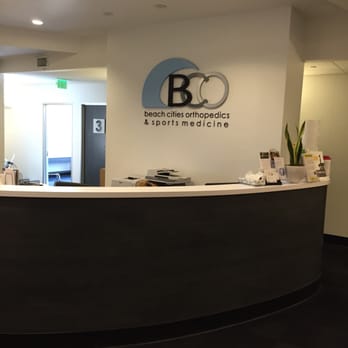 Bradley Thomas, MD - Front desk - Orthopedists Near Me - Manhattan Beach, California Bradley Thomas, MD - Front desk - Orthopedists Near Me - Manhattan Beach, California