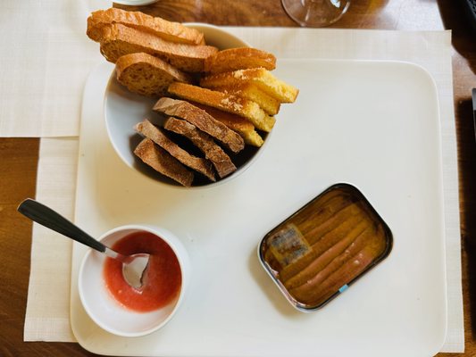 Parador de Santillana Gil Blas by null