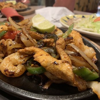 El Torero Mexicano - Chicken & shrimp fajitas - Mexican Near Me - Winston Salem, North Carolina El Torero Mexicano - Chicken & shrimp fajitas - Mexican Near Me - Winston Salem, North Carolina