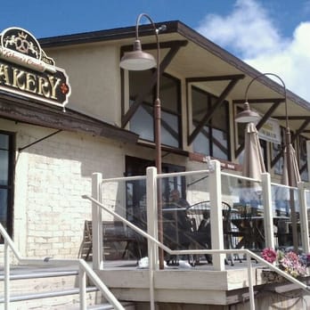 Kohnen's Country Bakery - Bakeries Near Me - Tehachapi, California
