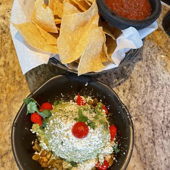 1882 Cantina - Guacamole. Love the little "sweeties" peppers - Mexican Near Me - Temecula, California 1882 Cantina - Guacamole. Love the little "sweeties" peppers - Mexican Near Me - Temecula, California