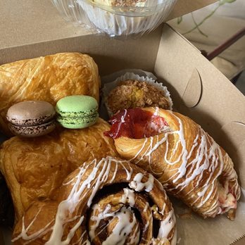 La Baguette Parisienne - Bakeries Near Me - Tucson, Arizona La Baguette Parisienne - Bakeries Near Me - Tucson, Arizona