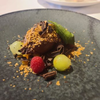 Bernini Honolulu - Chocolate Mousse with Fruit - Italian Near Me - Honolulu, Hawaii Bernini Honolulu - Chocolate Mousse with Fruit - Italian Near Me - Honolulu, Hawaii