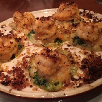 Seasons 52 - Lump Crab, Roasted Shrimp & Spinach Stuffed Mushrooms - are these really only 220 calories? YES! - New American Near Me - Costa Mesa, California Seasons 52 - Lump Crab, Roasted Shrimp & Spinach Stuffed Mushrooms - are these really only 220 calories? YES! - New American Near Me - Costa Mesa, California
