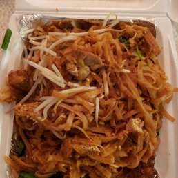 Chicken Pad Thai