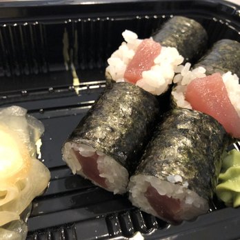 Akasaka - Tuna roll - Sushi Bars Near Me - Fort Lee, New Jersey