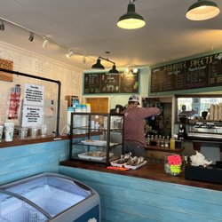 Paradise Sweets - Inside