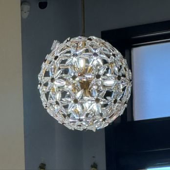 Panj Tara - Chandelier at entrance - Bars Near Me - Frisco, Texas