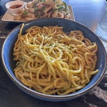 Pho Momma - Garlic noodles - Noodles Near Me - Sacramento, California Pho Momma - Garlic noodles - Noodles Near Me - Sacramento, California