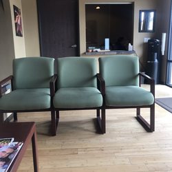 Horizon Ridge Chiropractic - Waiting area