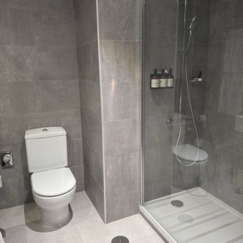 Hotel NH Collection Madrid Colón - Bathroom - Hotels Near Me - Madrid, M