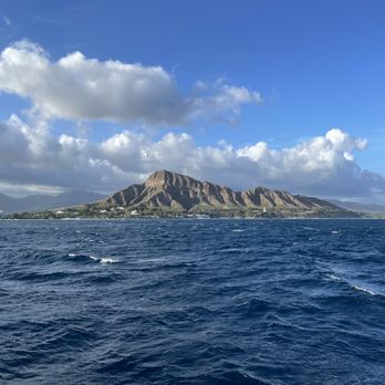 Holokai Catamaran - Boating Near Me - Honolulu, Hawaii