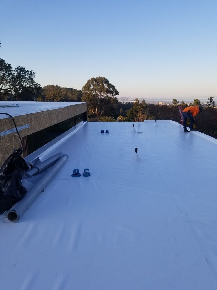 Slide of Nick’s Roofing