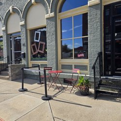 1838 Bourbon and Wine Bar - 2nd set of chairs and a table to the left of the door outside.