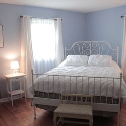 Serene Vista Spa Bed and Breakfast - Serene Vista Spa B&B has 4 Rooms, this one is called The Camera