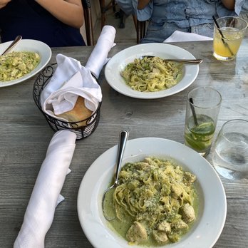 La Traviata - Fettuccini di Mario - Italian Near Me - Long Beach, California