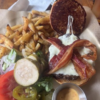 Pint & Plow Brewing - Bacon jalapeño cheeseburger! Delicious - Pizza Near Me - Kerrville, Texas