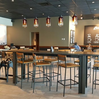 STARBUCKS - Added space next door so it's HUGE now. And clean. - Coffee & Tea Near Me - Largo, Florida