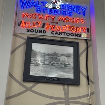 Gelson's Silver Lake - Mickey Mouse Tribute - Grocery Near Me - Silver Lake, California Gelson's Silver Lake - Mickey Mouse Tribute - Grocery Near Me - Silver Lake, California