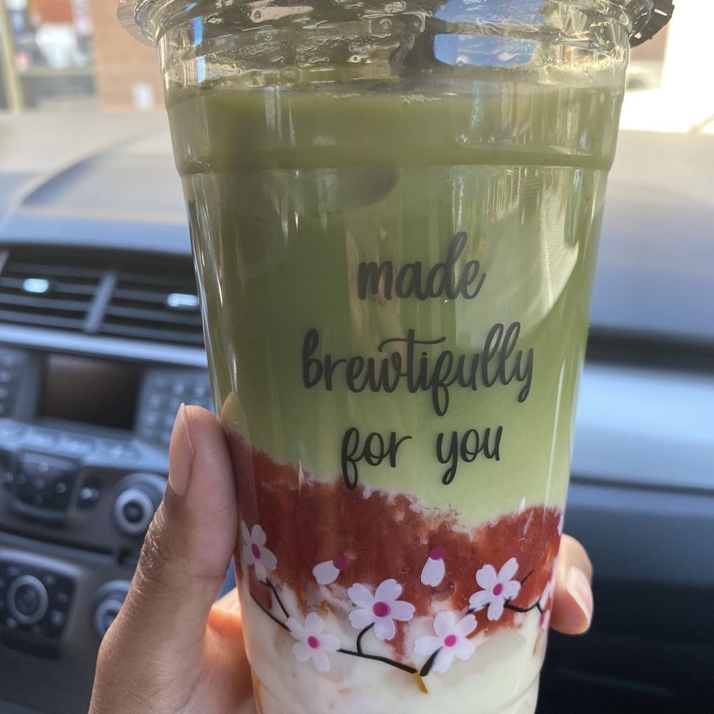 Teacup - Strawberry matcha latte with jelly - Coffee & Tea Near Me - Litchfield Park, Arizona
