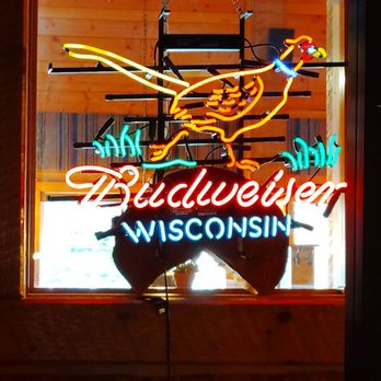 Mackinaws Grill & Spirits - American Near Me - Green Bay, Wisconsin Mackinaws Grill & Spirits - American Near Me - Green Bay, Wisconsin