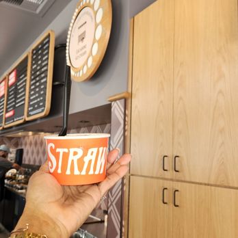 Salt & Straw - Piinot poached pear sherbet - Ice Cream & Frozen Yogurt Near Me - Miami Beach, Florida Salt & Straw - Piinot poached pear sherbet - Ice Cream & Frozen Yogurt Near Me - Miami Beach, Florida